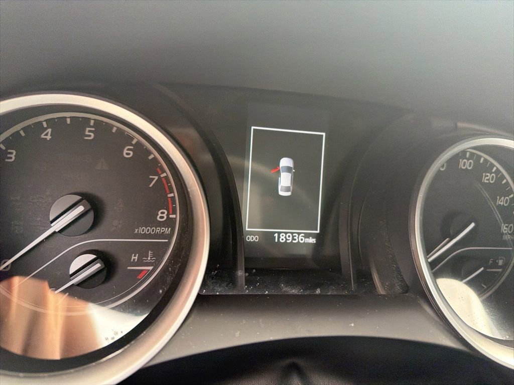 Used 2024 Toyota Camry LE FWD image 9