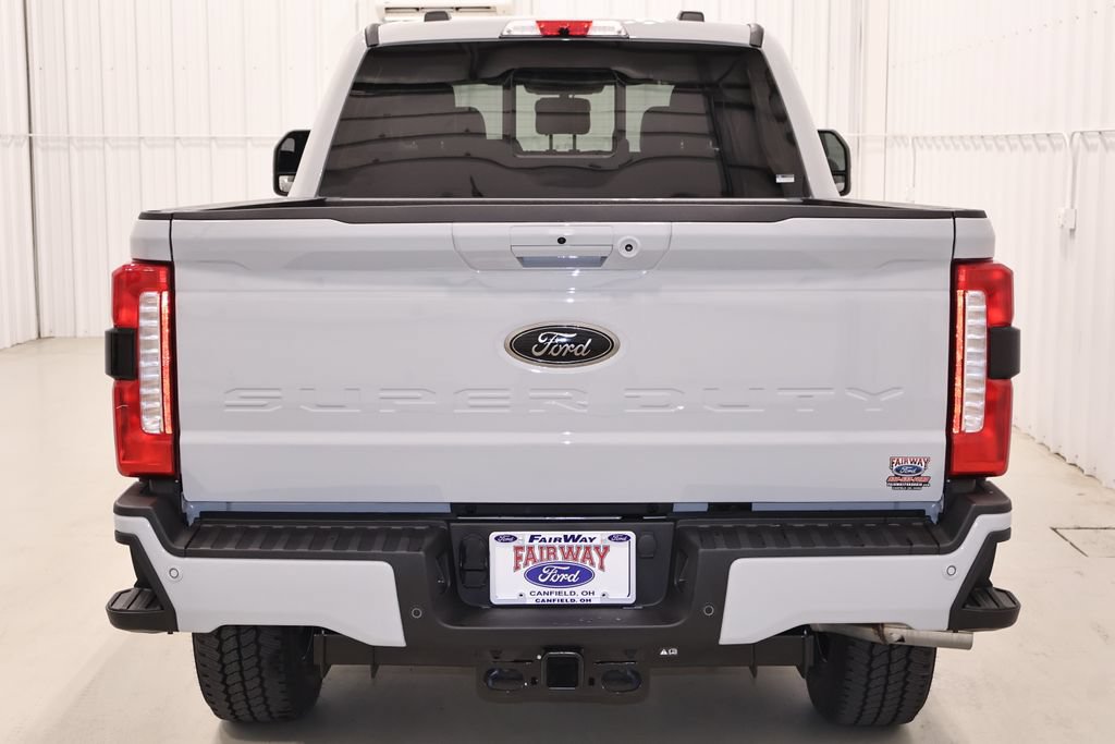 New 2026 Ford F350 Lariat w/ Black Appearance Package AWD/4WD image 8