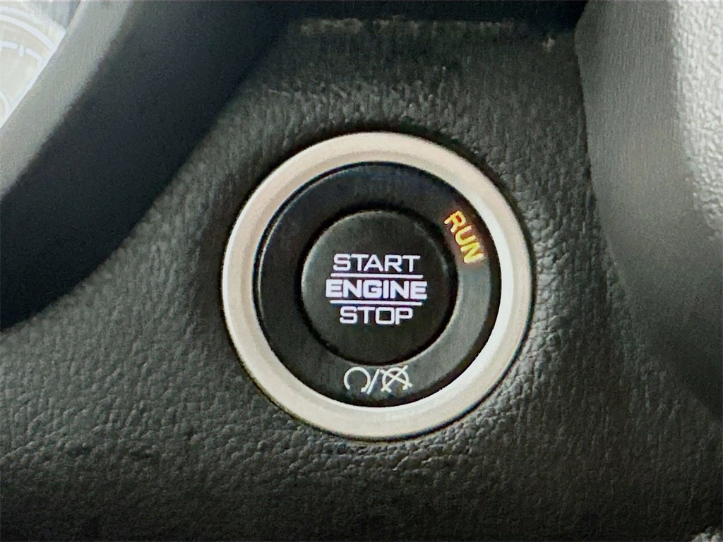 Used 2024 RAM 3500 Big Horn image 28