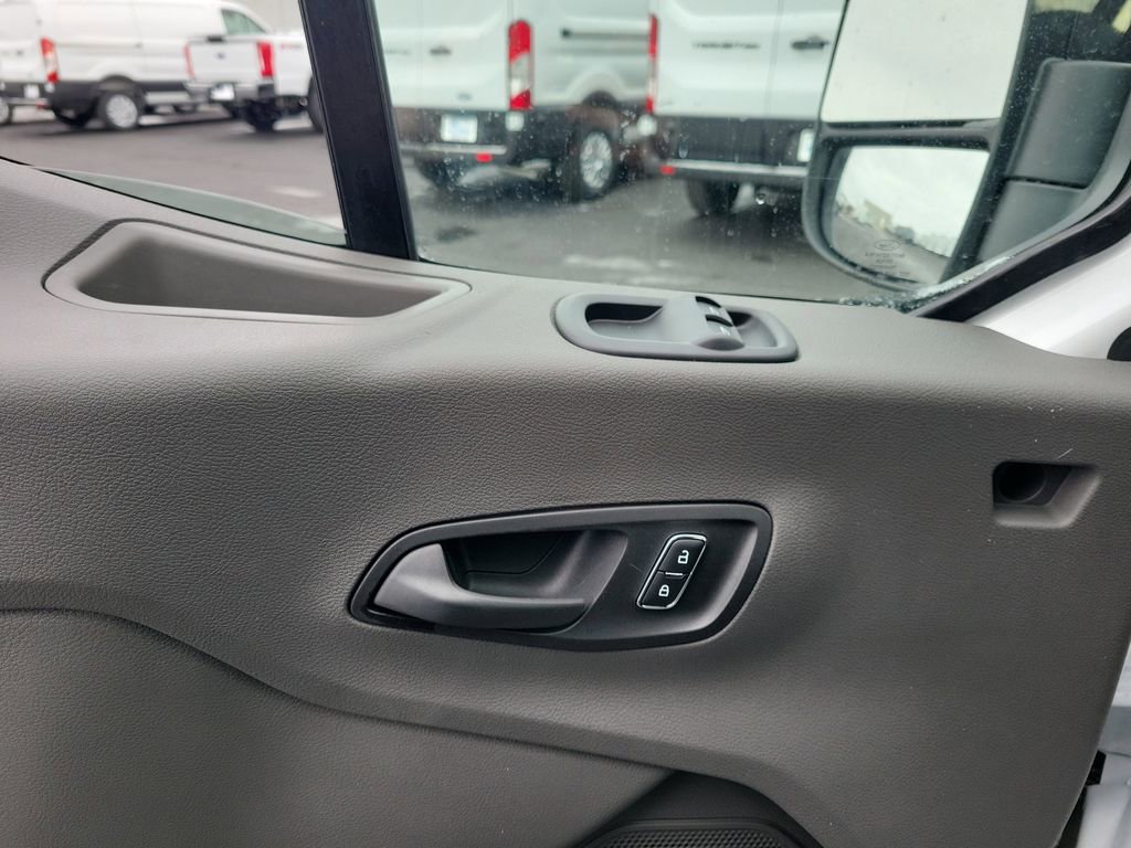 New 2026 Ford Transit 250 148 Medium Roof image 19
