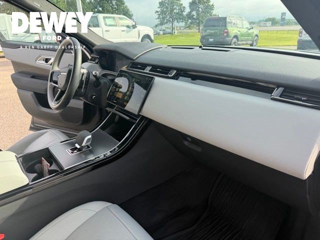 Used 2024 Land Rover Range Rover Velar Dynamic SE AWD/4WD image 38