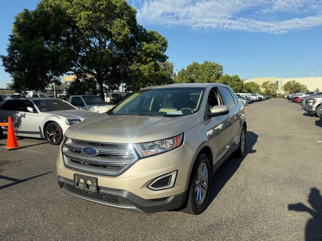 Used 2018 Ford Edge SEL w/ Equipment Group 201A FWD image 2