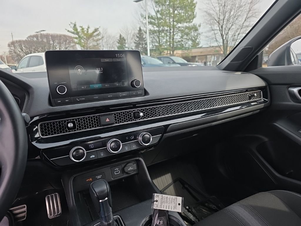 Used 2023 Honda Civic Sport image 19