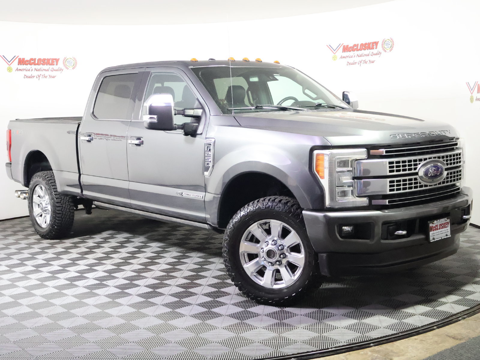 Used 2017 Ford F250 4x4 Crew Cab Super Duty image 2