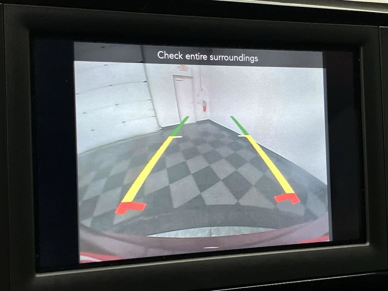 Used 2018 Chrysler Pacifica Touring Plus FWD image 5