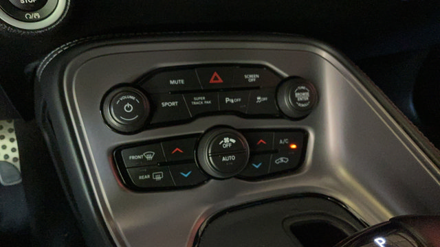 Used 2023 Dodge Challenger GT RWD image 17
