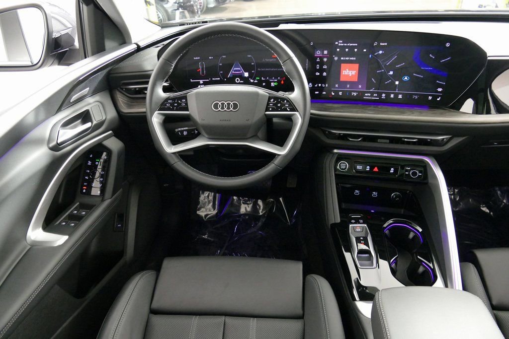 Certified 2025 Audi Q5 Premium Plus w/ Premium Plus image 28
