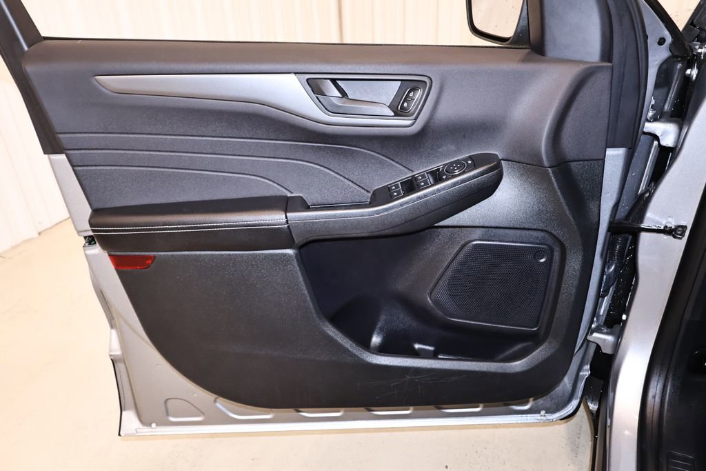 Certified 2023 Ford Escape Active image 11