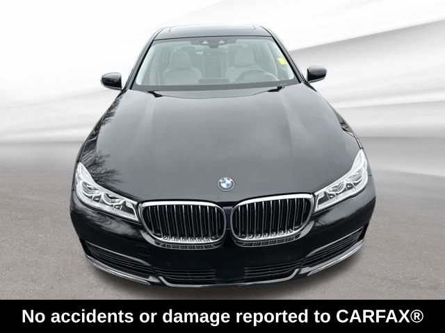 Used 2018 BMW 750i xDrive image 2