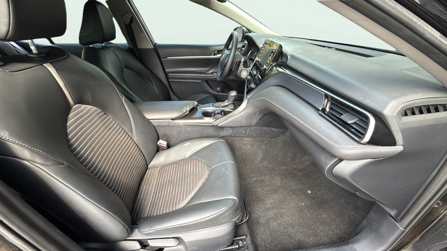 Used 2024 Toyota Camry SE FWD image 20