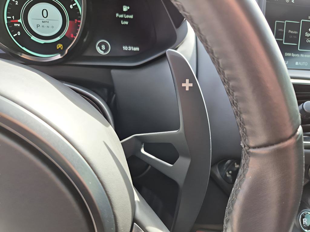 Used 2019 Aston Martin V8 Vantage Coupe image 28