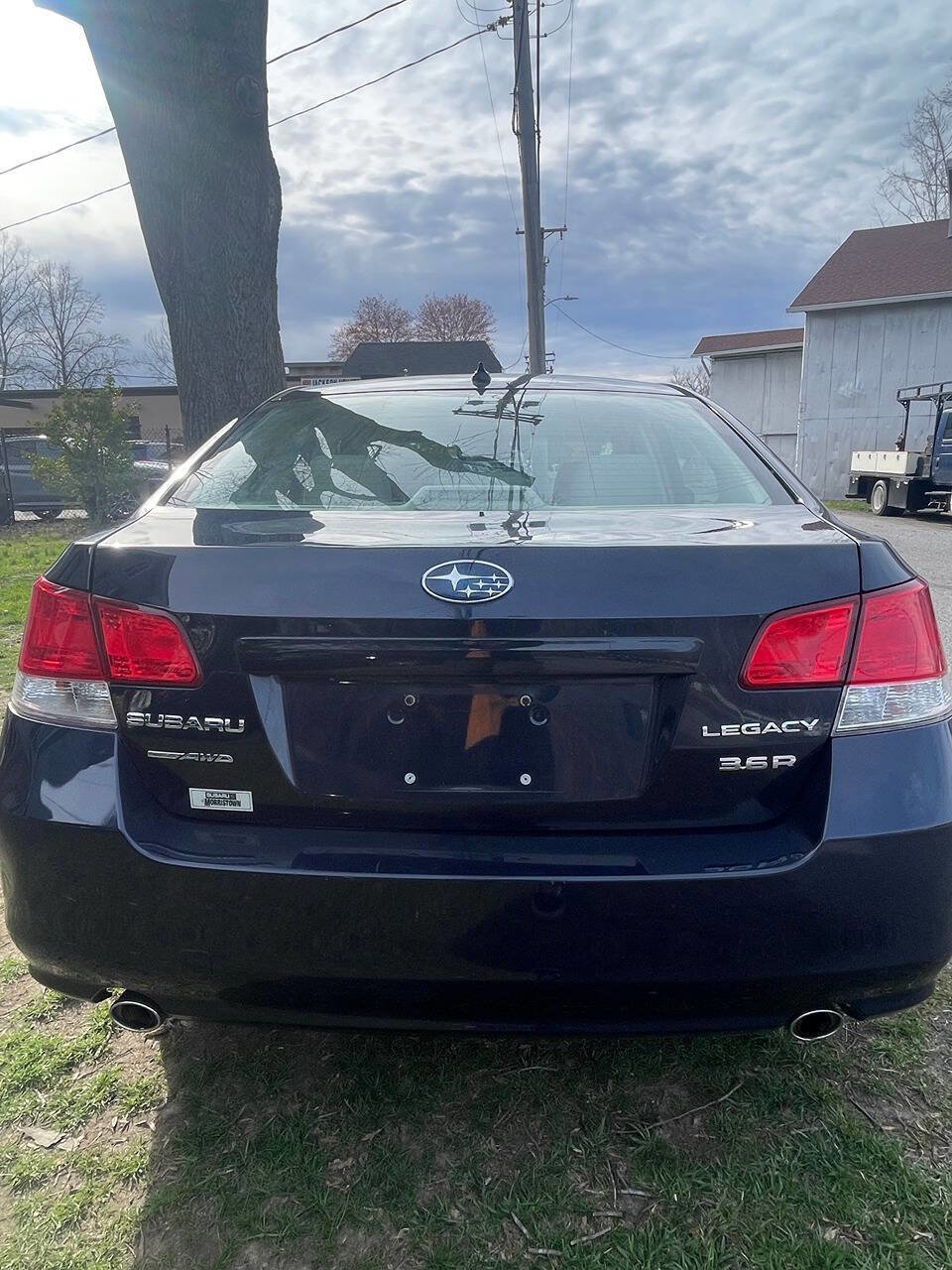 Used 2013 Subaru Legacy 3.6R Limited image 6