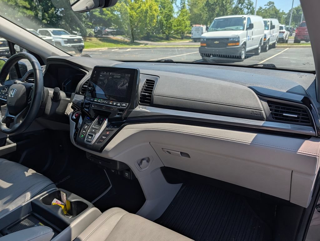 Used 2024 Honda Odyssey Elite image 12