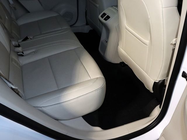Used 2023 Buick Envision Essence AWD/4WD image 32
