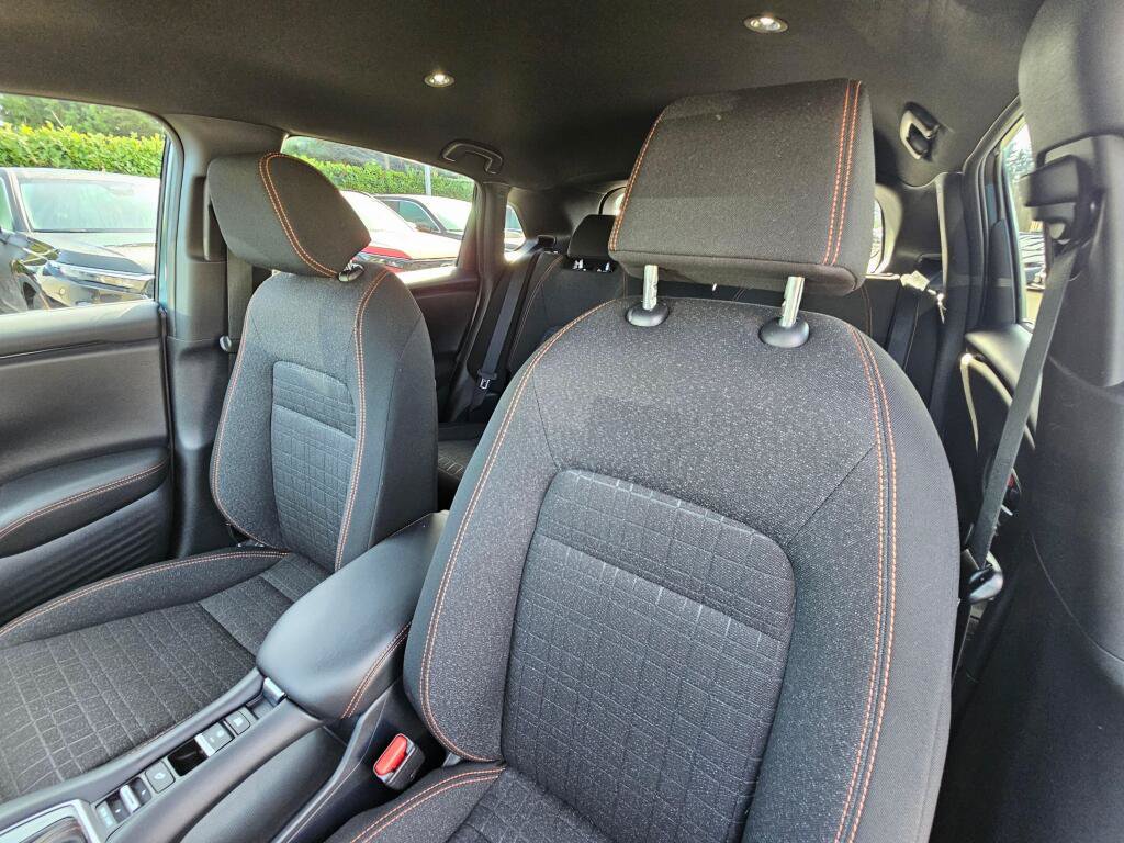 Certified 2025 Honda HR-V Sport image 23