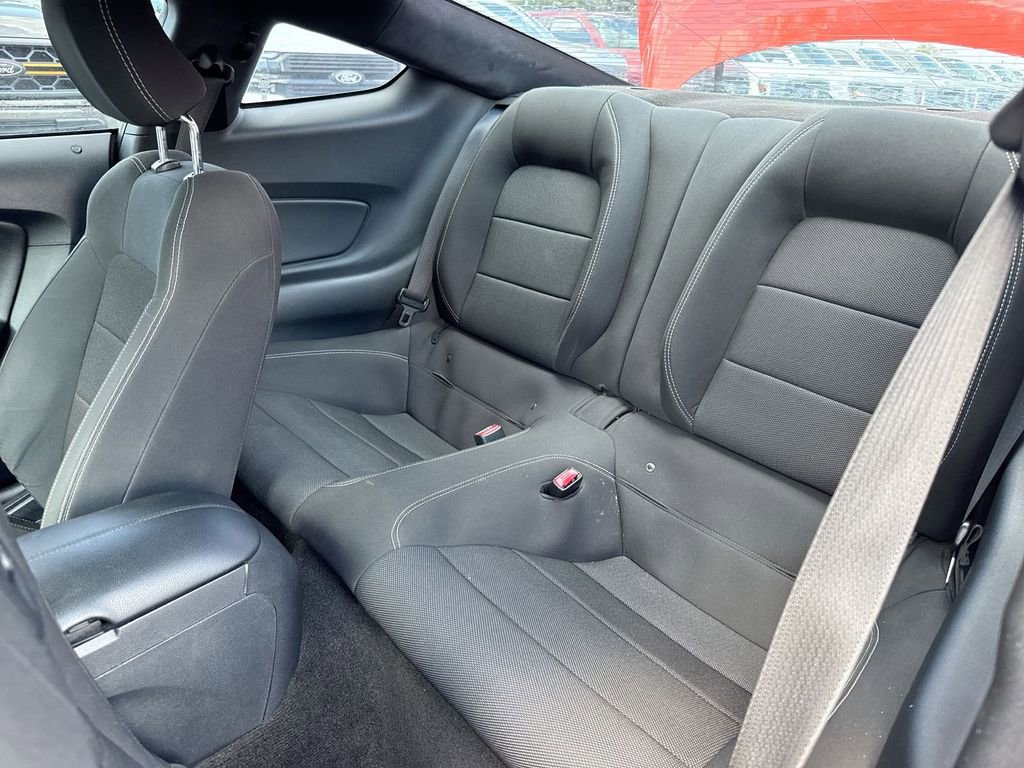 Used 2016 Ford Mustang Coupe RWD image 22