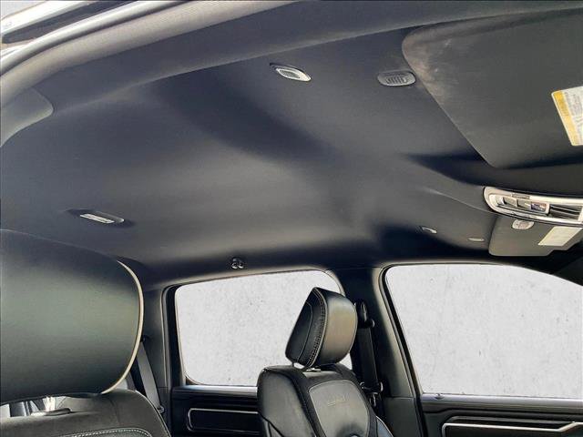 Used 2024 RAM 1500 Laramie AWD/4WD image 16