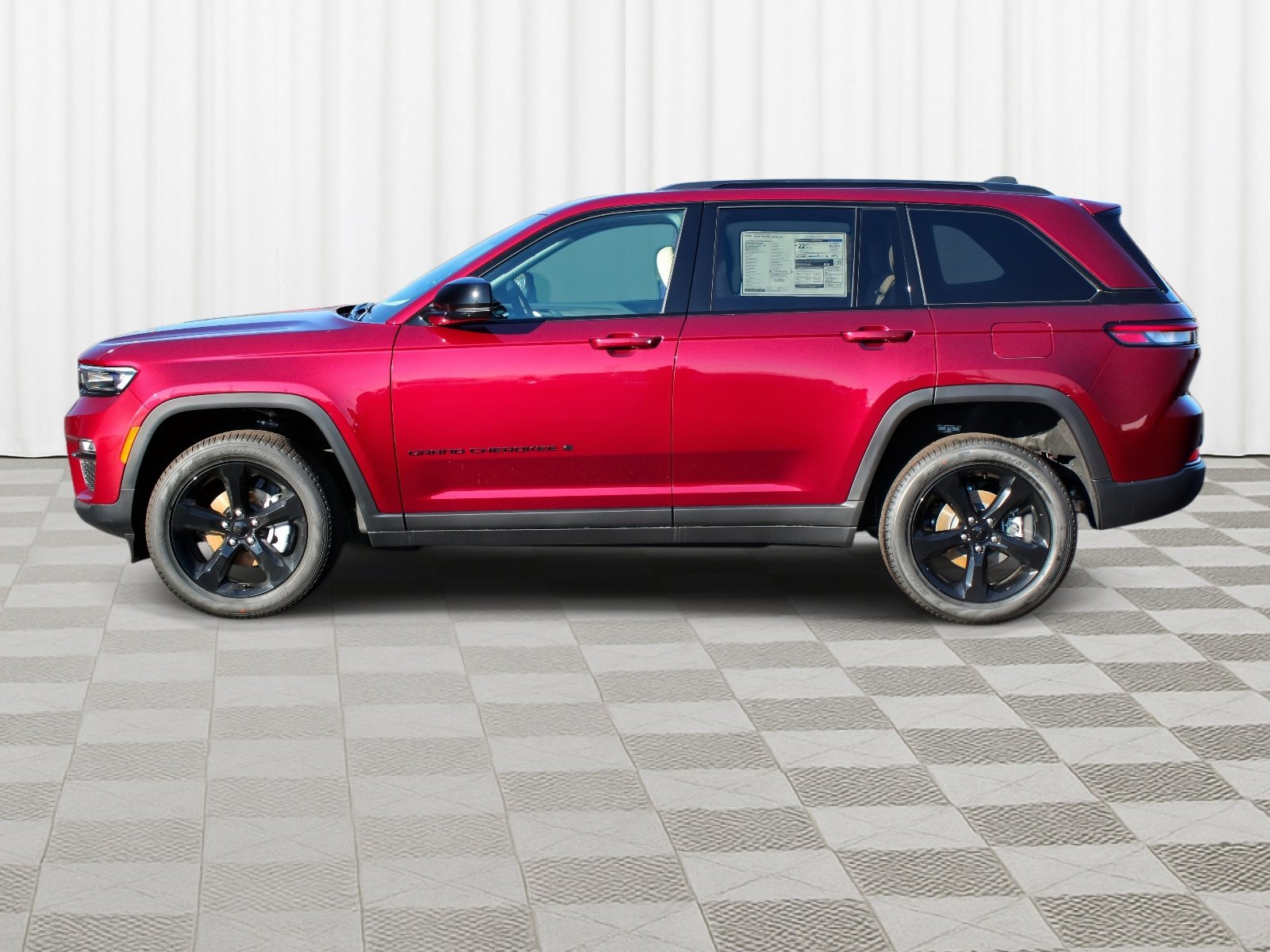 New 2025 Jeep Grand Cherokee Limited w/ Black Appearance Package image 36