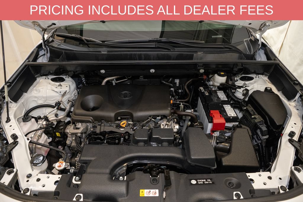 Certified 2025 Toyota RAV4 XLE FWD image 18