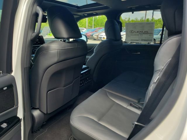 New 2026 Lexus LX 600 4WD w/ Premium Package image 13