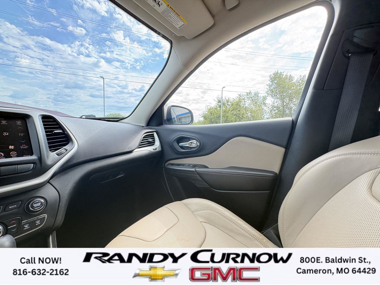 Used 2015 Jeep Cherokee Limited w/ Luxury Group FWD image 30