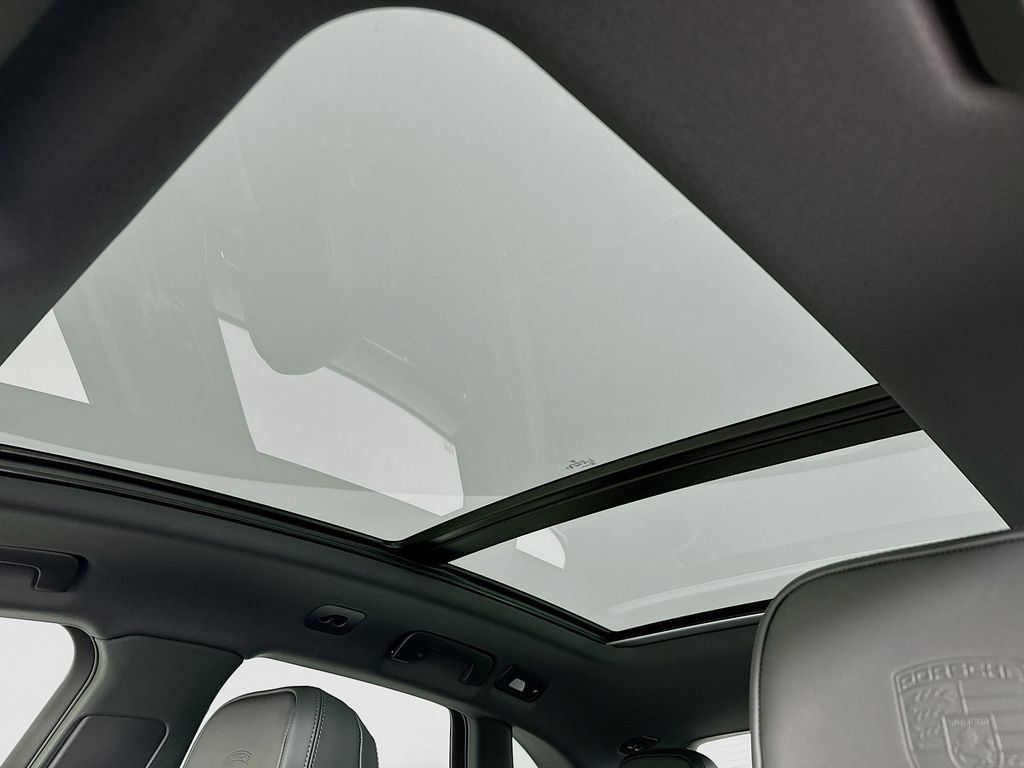 New 2026 Porsche Macan S AWD/4WD image 24