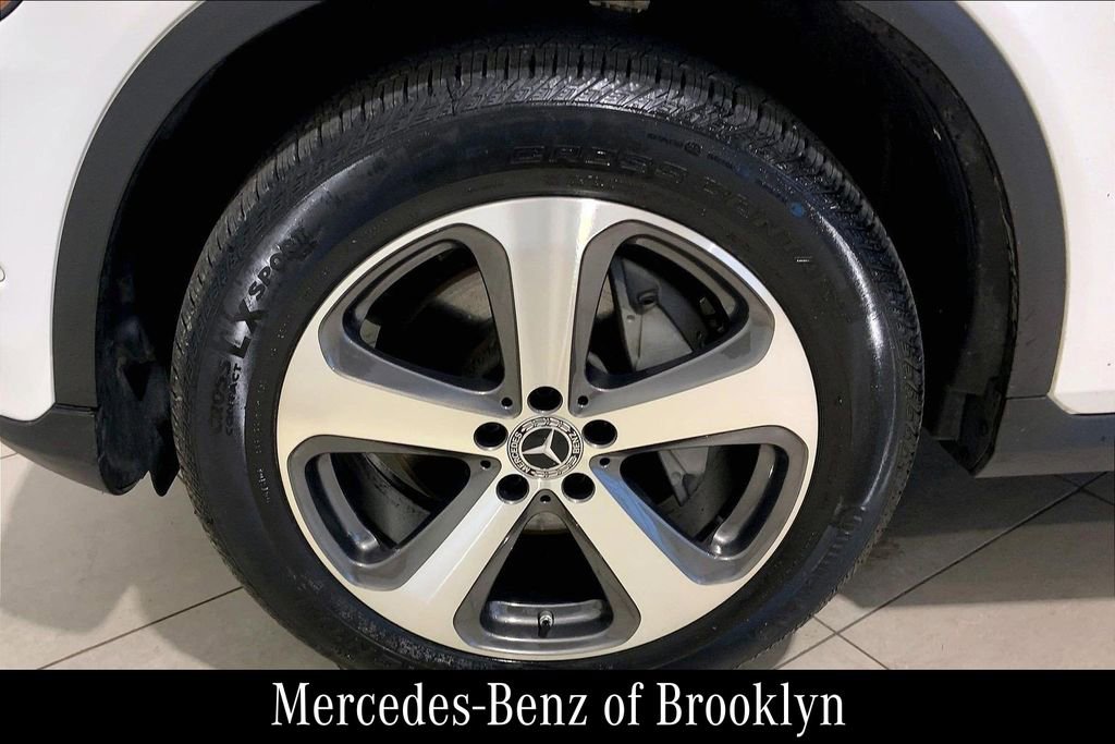 Used 2022 Mercedes-Benz GLC 300 4MATIC image 13