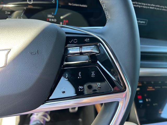 New 2026 Cadillac Vistiq Luxury image 18