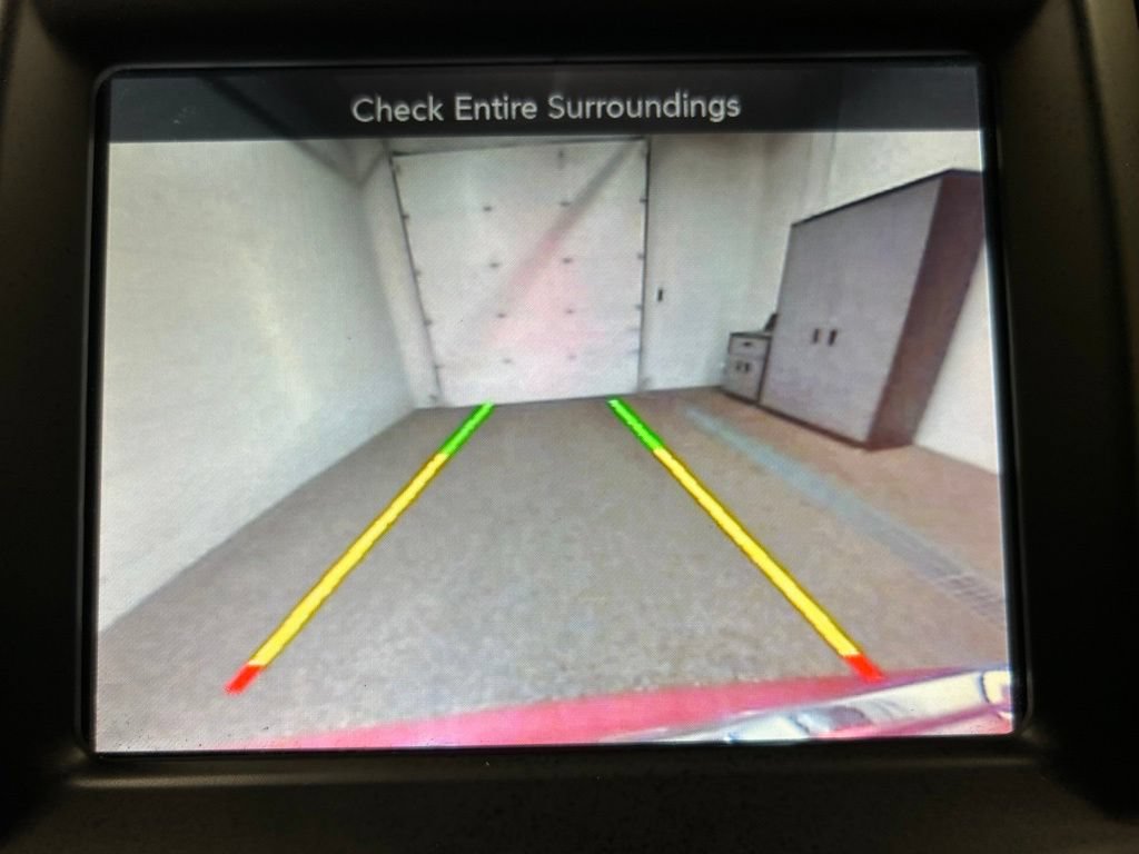 Used 2015 Chrysler 300 S AWD/4WD image 19