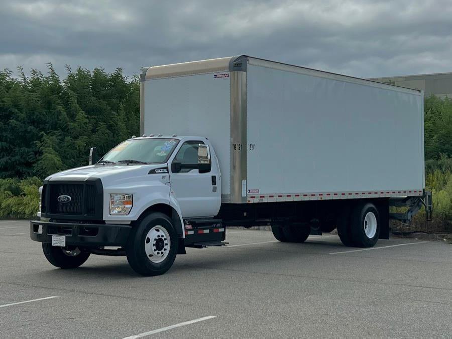 Used 2019 Ford F750 2WD Regular Cab Super Duty image 4
