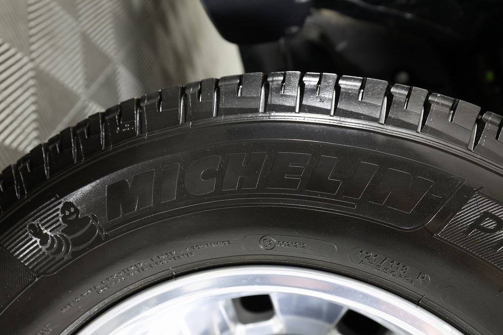 Used 2025 Chevrolet Silverado 3500 LTZ image 47