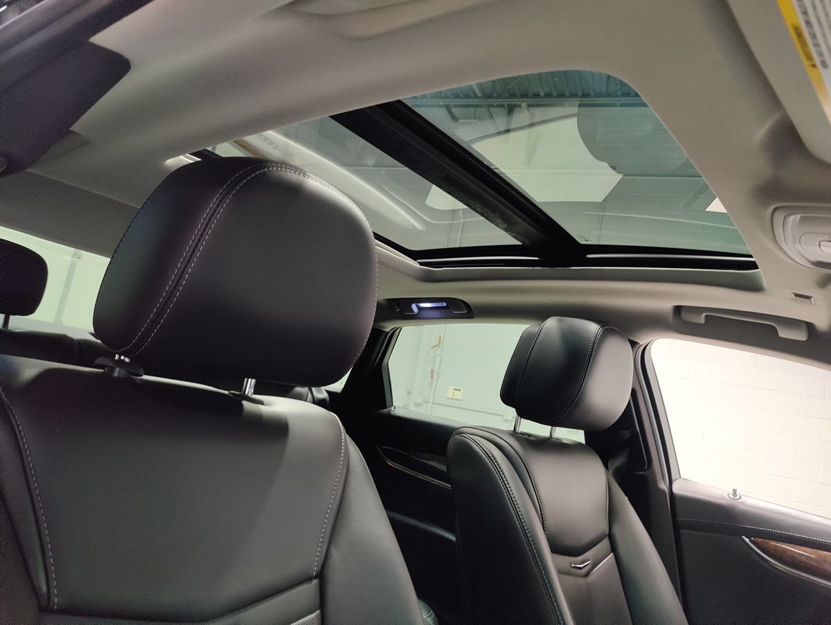 Used 2013 Cadillac XTS Luxury w/ Driver Awareness Package AWD/4WD image 17