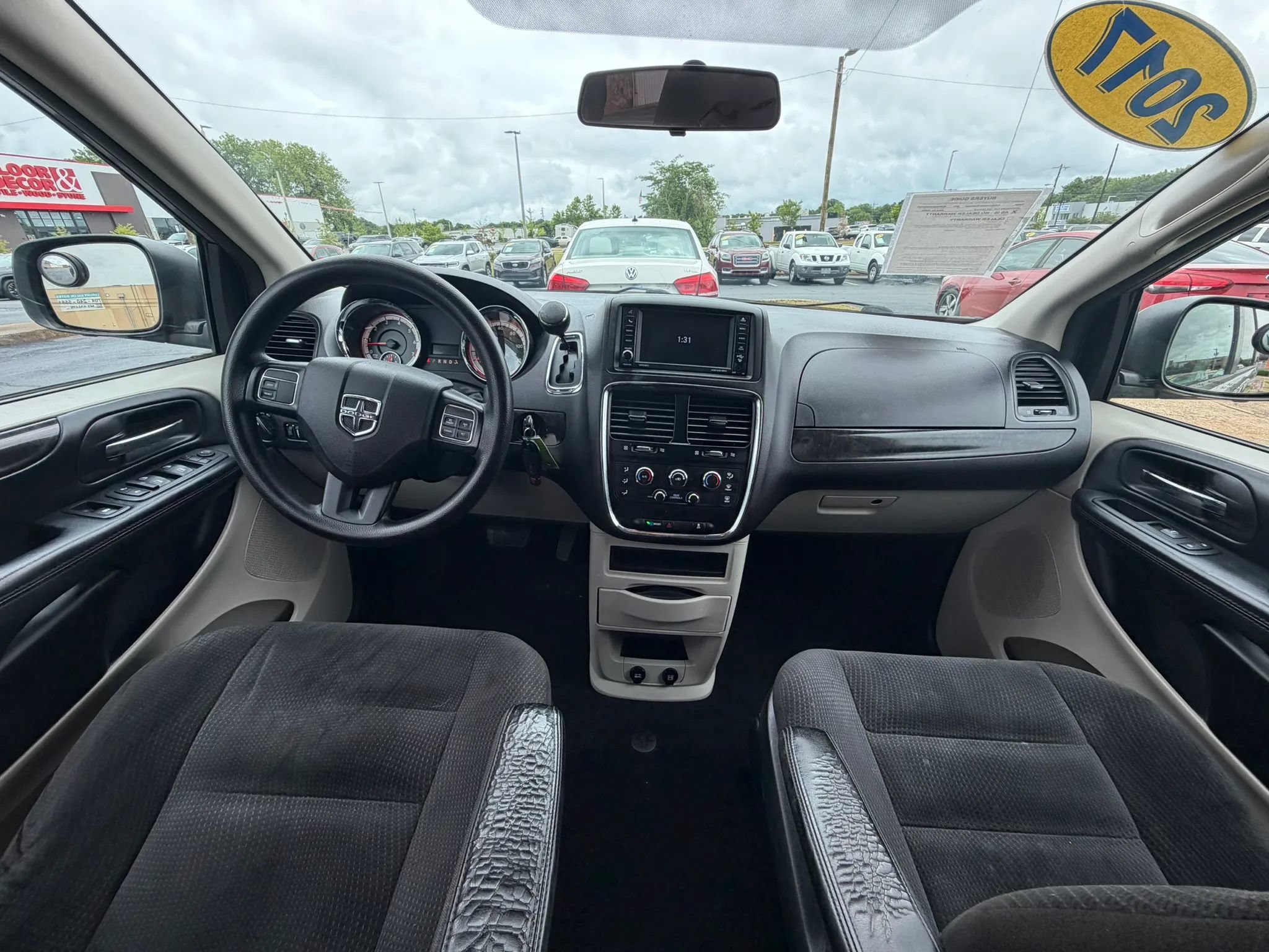 Used 2017 Dodge Grand Caravan SE w/ Power Window Group FWD image 14