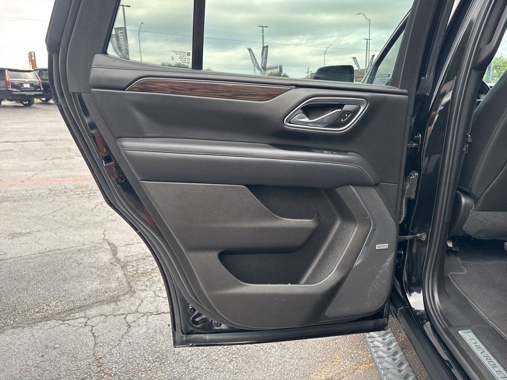 Used 2021 Chevrolet Tahoe Z71 image 34