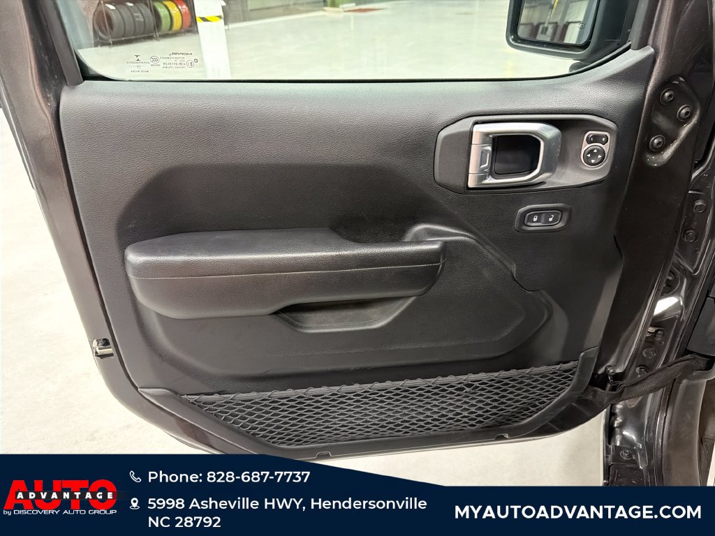 Used 2019 Jeep Wrangler Unlimited Sport S AWD/4WD image 9