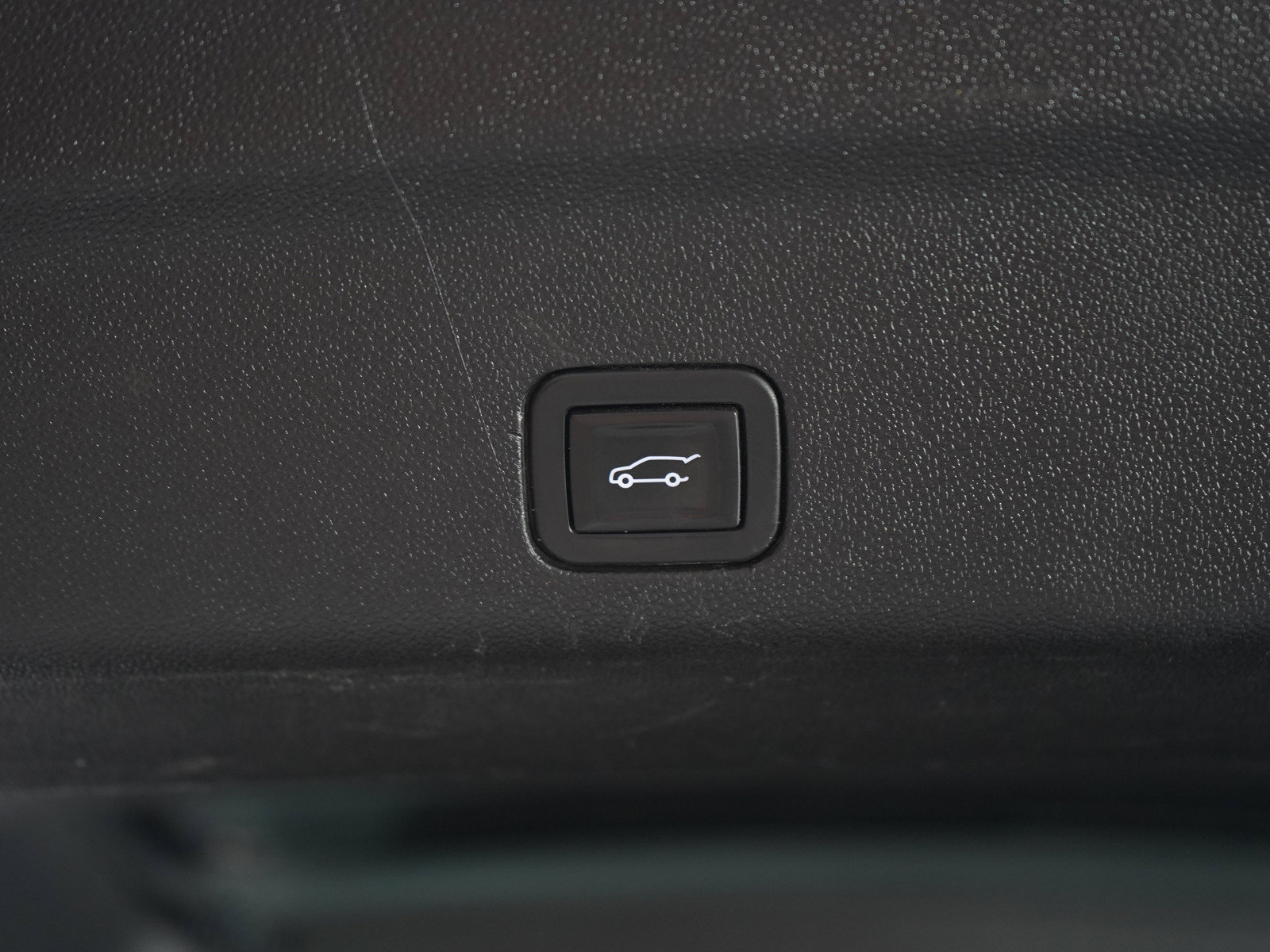 Used 2021 GMC Yukon XL Denali AWD/4WD image 19