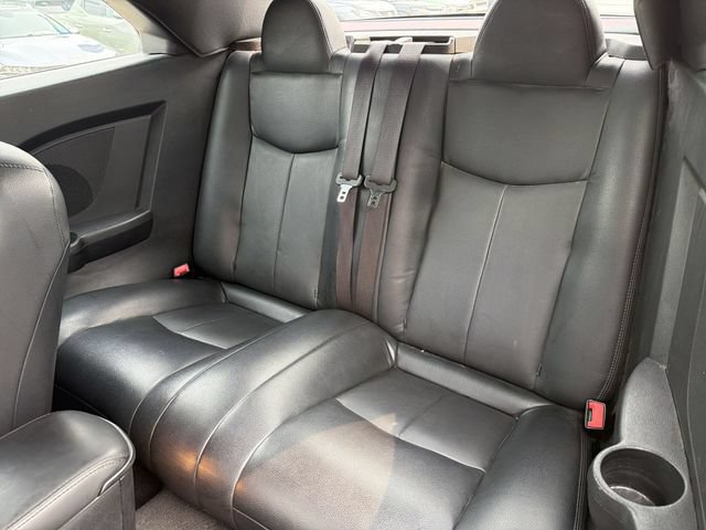 Used 2012 Chrysler 200 Touring FWD image 22