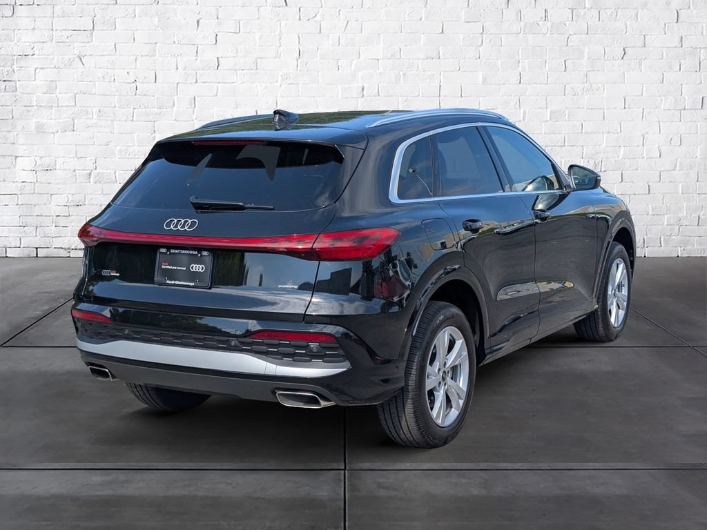 Certified 2025 Audi Q5 Premium AWD/4WD image 7