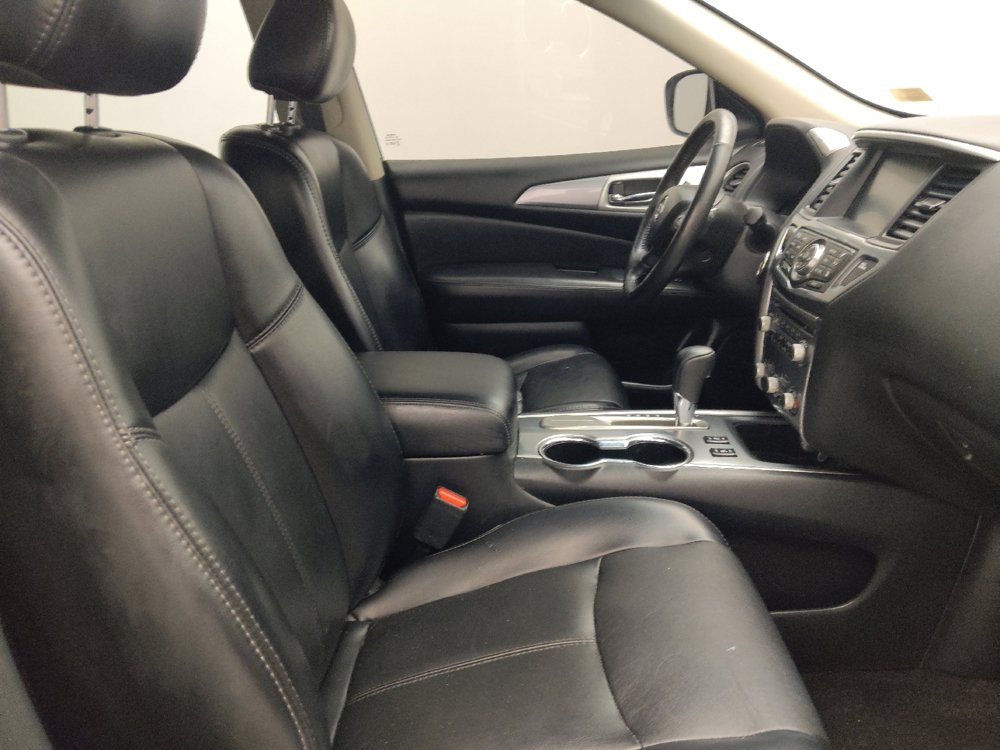 Used 2019 Nissan Pathfinder SL FWD image 21