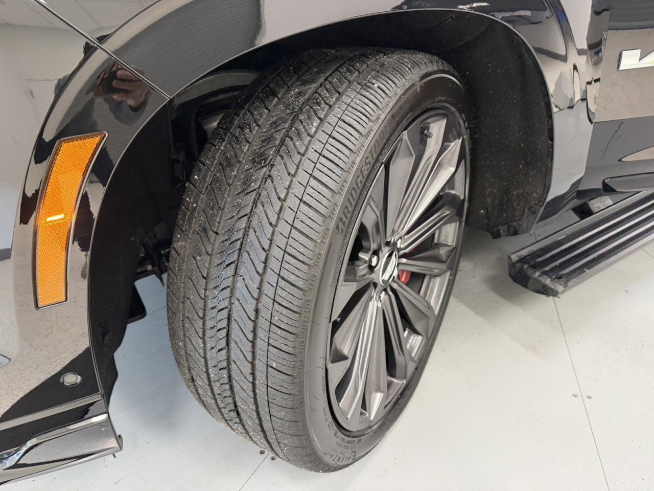 Used 2025 Cadillac Escalade V image 54