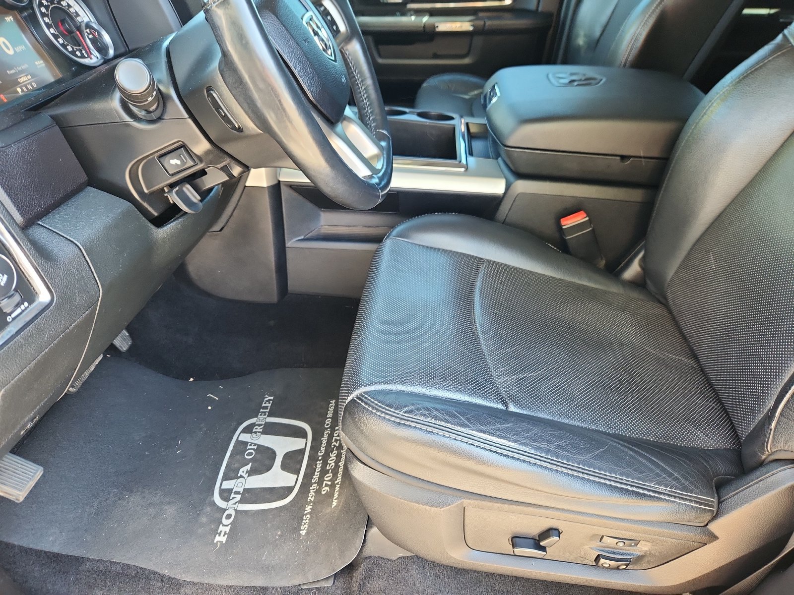 Used 2015 RAM 1500 Laramie w/ Convenience Group AWD/4WD image 10