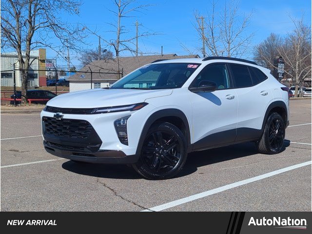 Used 2025 Chevrolet Trax ACTIV w/ Driver Confidence Package