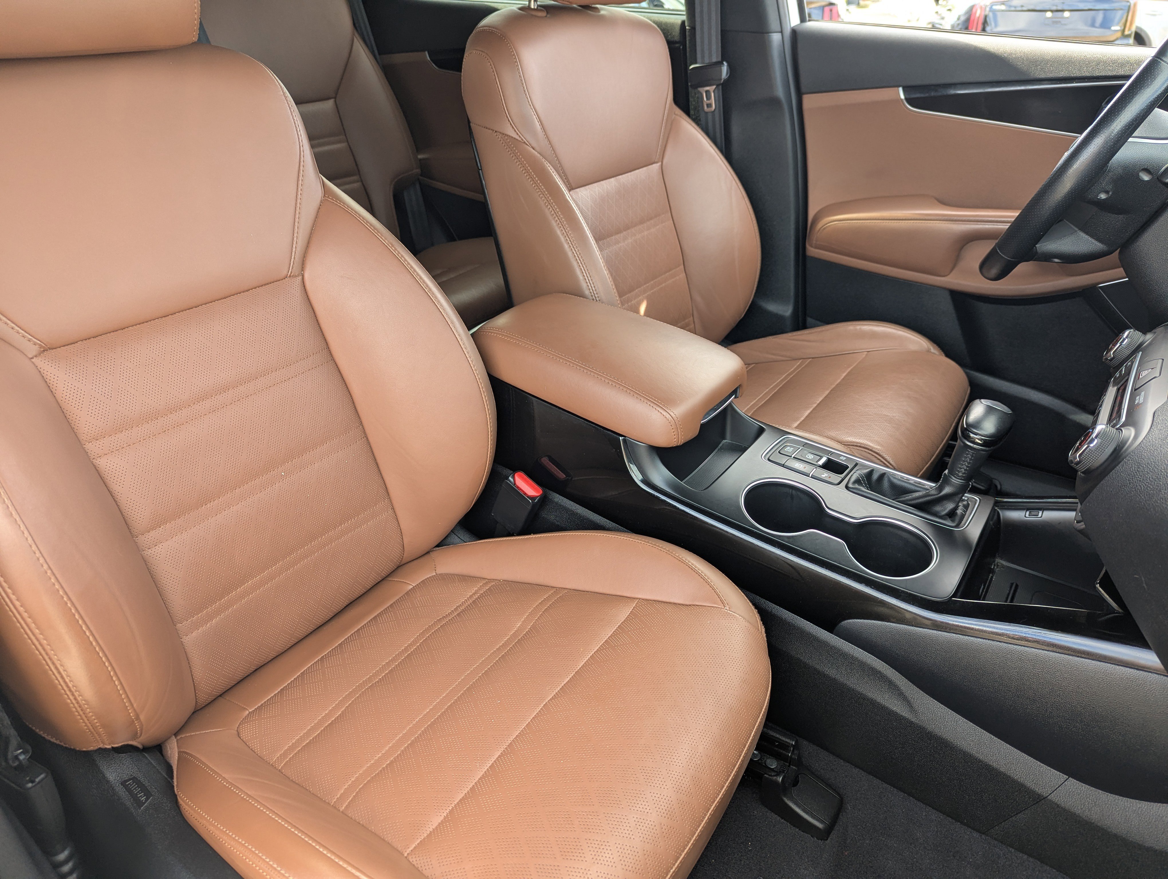 Used 2019 Kia Sorento SX image 10