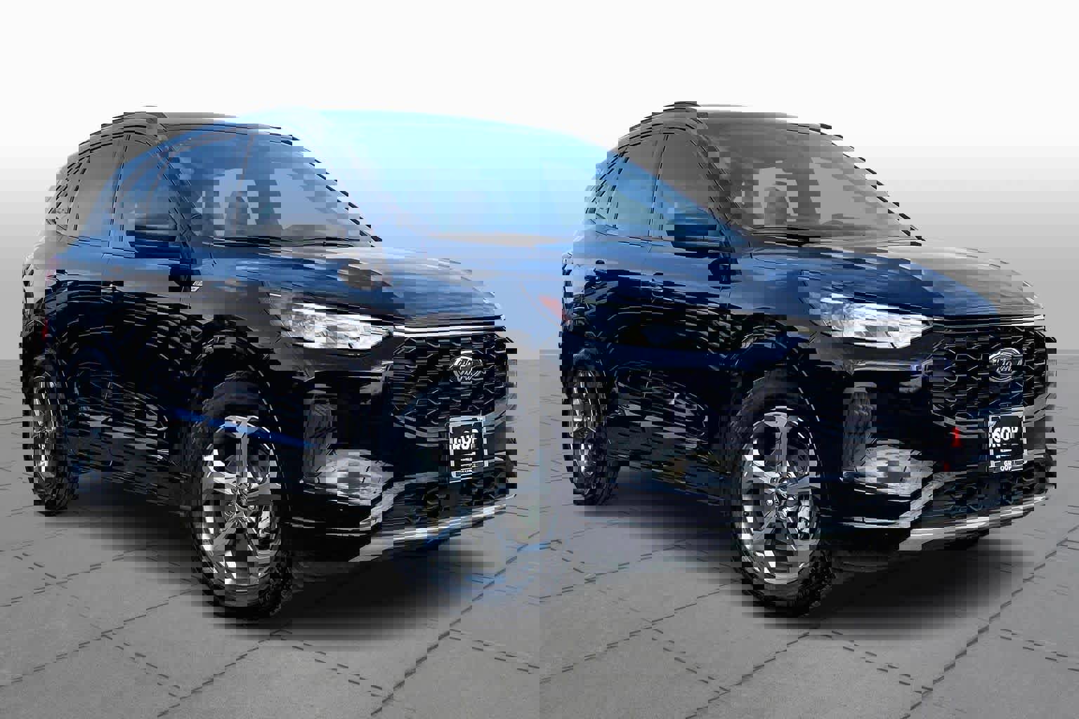 Used 2024 Ford Escape ST-Line w/ Tech Pack #1 image 2