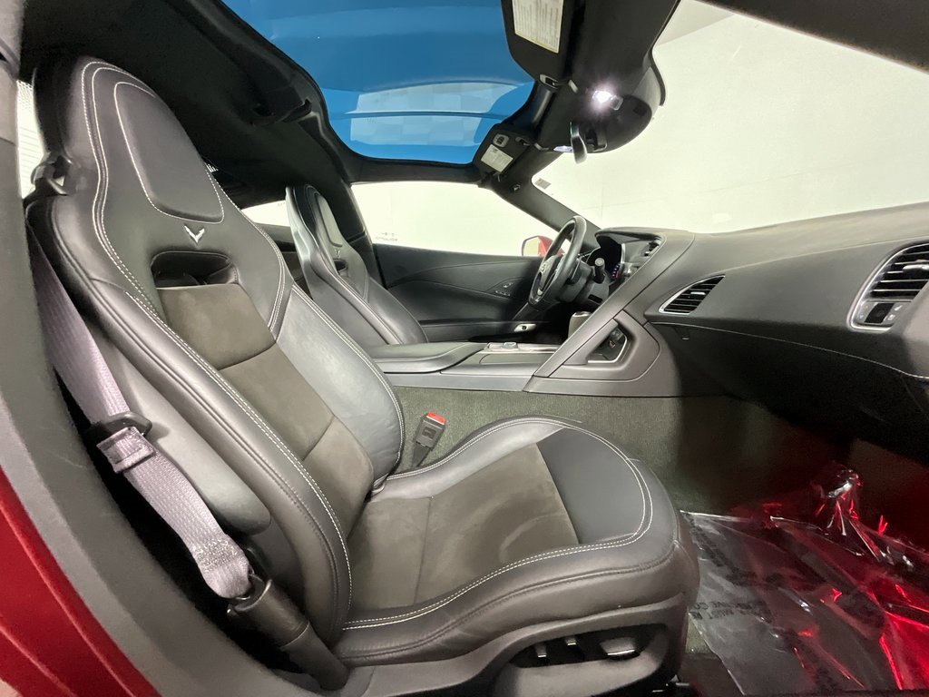 Used 2016 Chevrolet Corvette Z06 w/ 2LZ Preferred Equipment Group image 19