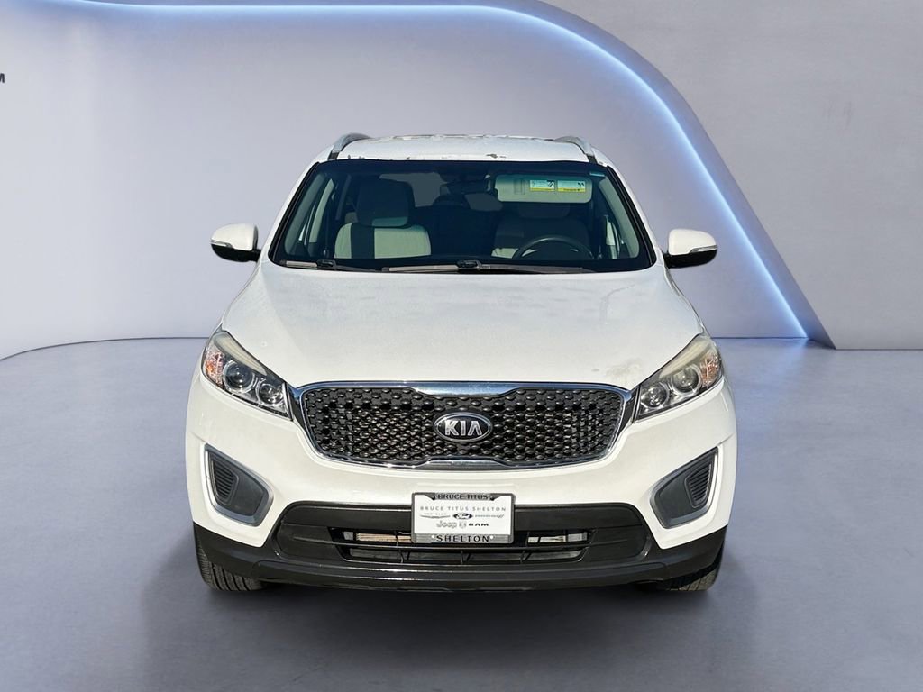 Used 2016 Kia Sorento LX image 8