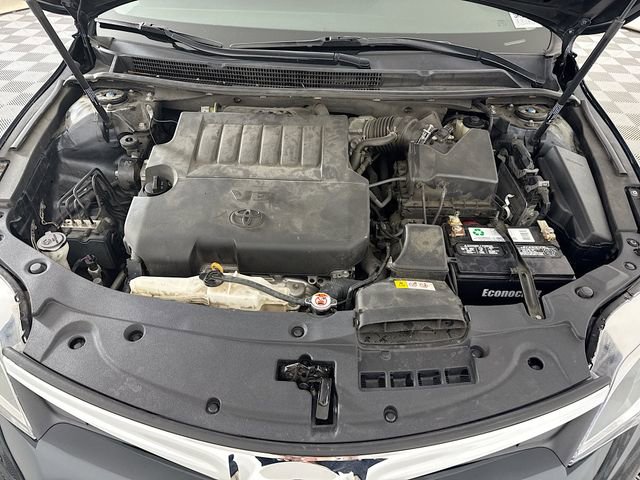 Used 2017 Toyota Avalon XLE image 29