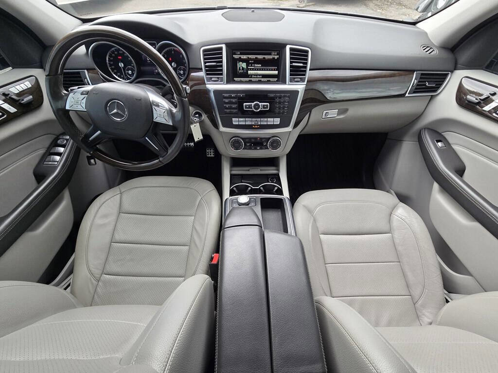 Used 2015 Mercedes-Benz ML 250 BlueTEC 4MATIC image 14