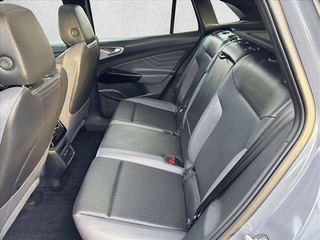 Used 2023 Volkswagen ID.4 Pro S Plus image 18