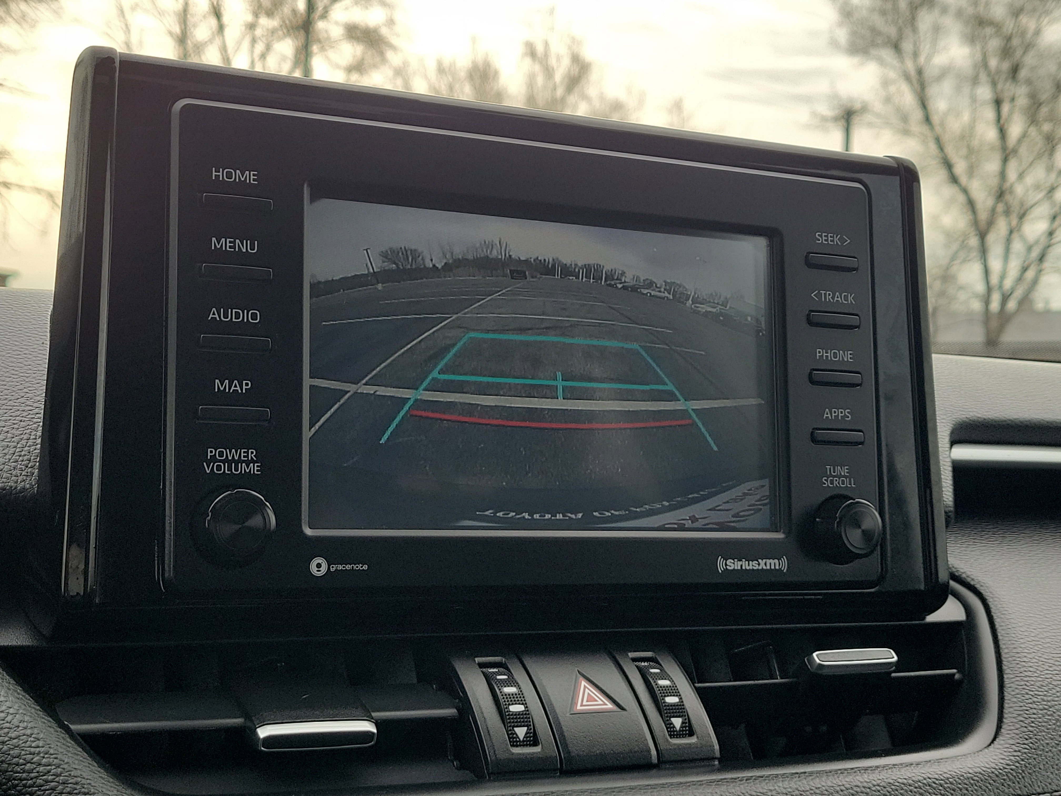 Used 2020 Toyota RAV4 XLE Premium image 30